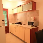 Ivandic Apartment *