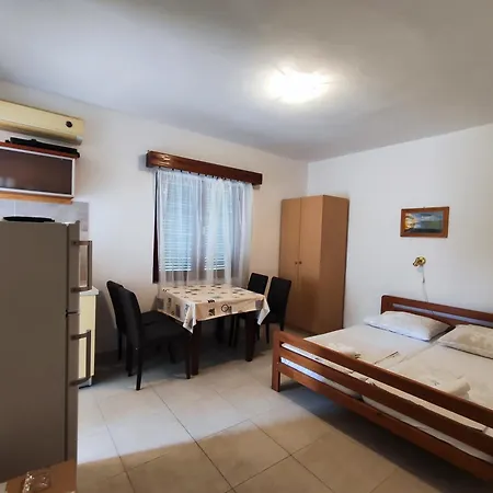 Ivandic * מורטר