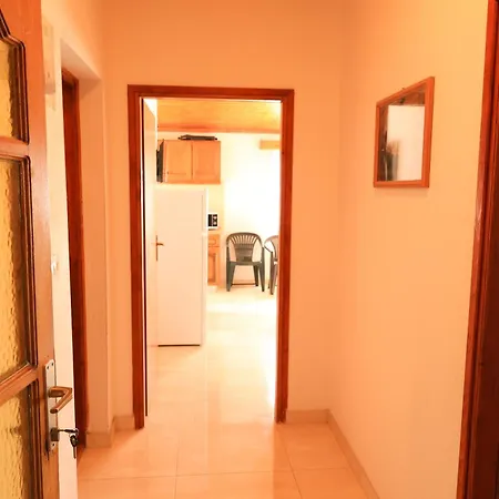 Ivandic Апартаменты