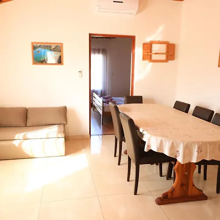 Ivandic Apartment